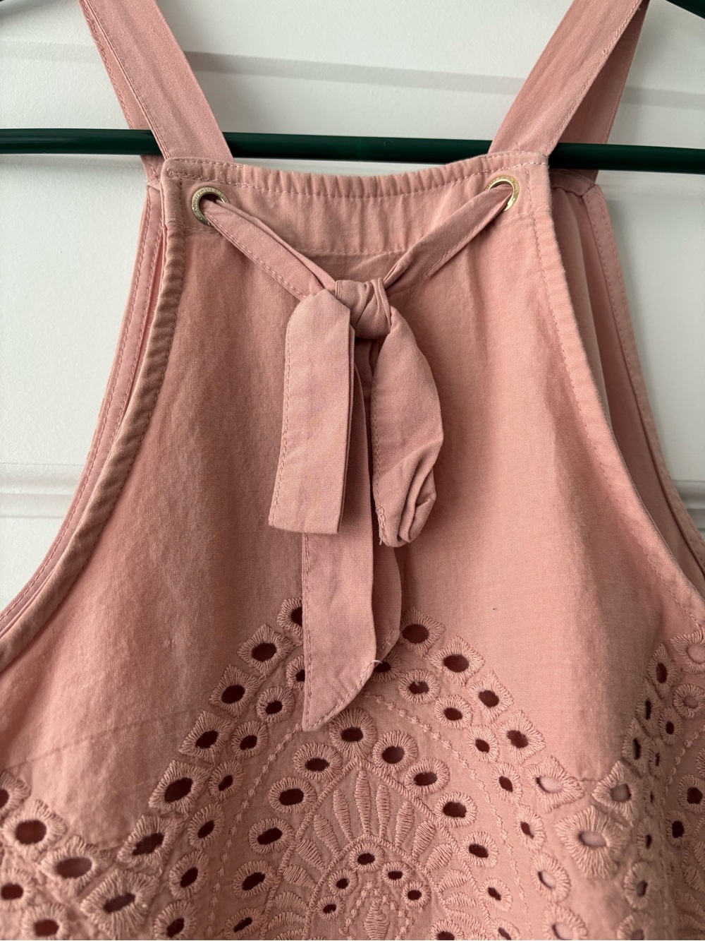 Abercrombie & Fitch Blush Pink Eyelet Embroidery Tie Back Crop Tank Top XS - Picture 7 of 10